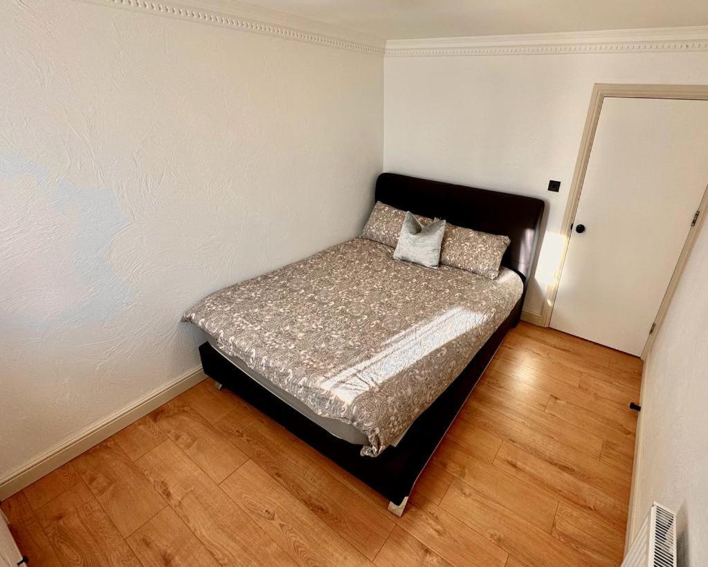 Flat 3 Stay In Aldgate Apartments Londres Exterior foto